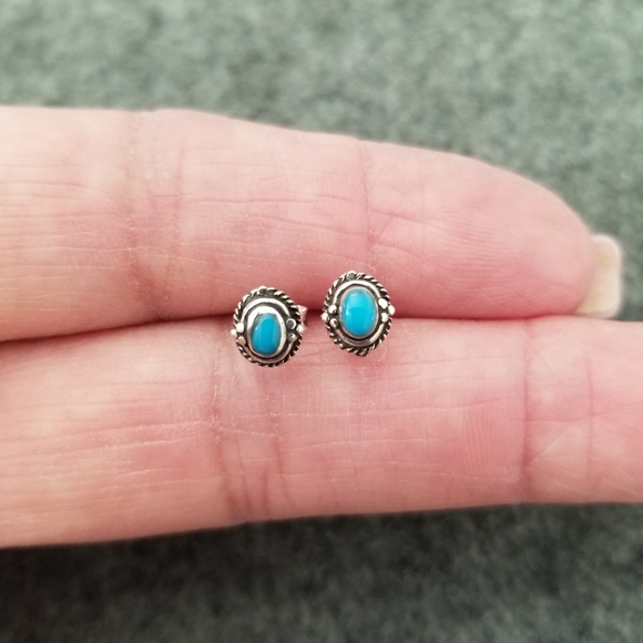 Native American 925 Sterling Turquoise Studs> Turquoise Earrings, Tiny Earrings - Picture 3 of 4